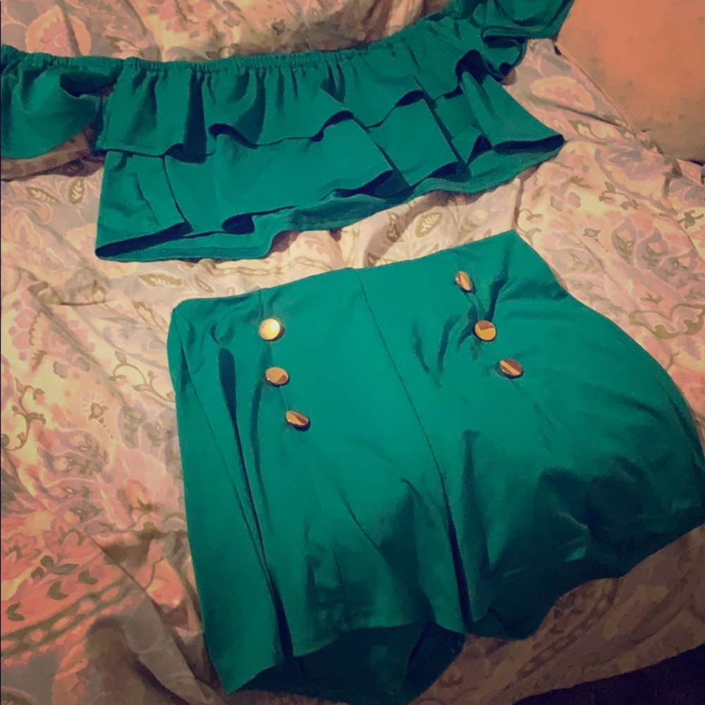 2 piece set